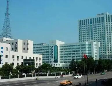 2023宁波纯钛牙托口碑榜前十强的正规口腔医院口碑出众！宁波江北口腔医院给您最佳的整形体验！(图2)