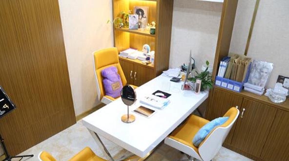 2023深圳牙釉质贴面修复齿科医院排行前十强重磅发布！深圳蒙恩齿科诊所排名前五的医院放心选！(图4)