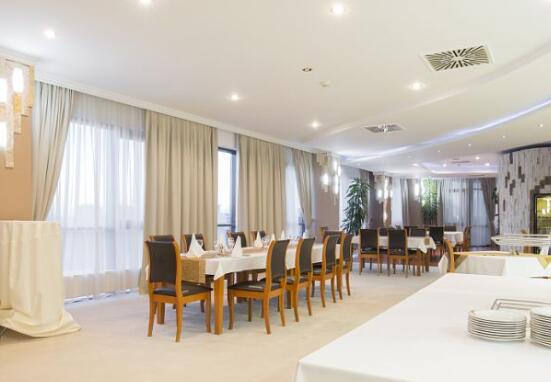 2023镇江牙龈填充黑三角手术医院排名榜前十强榜单盘点！镇江古德堡口腔实力不凡！(图9)